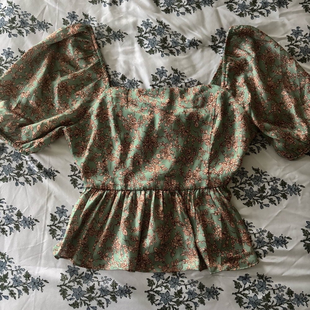 Altar'd State Green and Brown Puff Sleeve Peplum Blouse